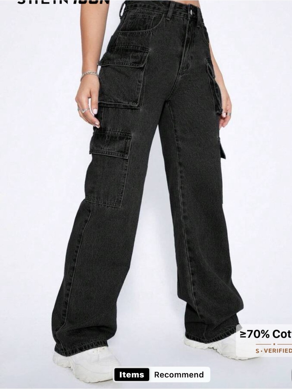 High-Waist Black Cargo Wide-Leg Jeans - Women's